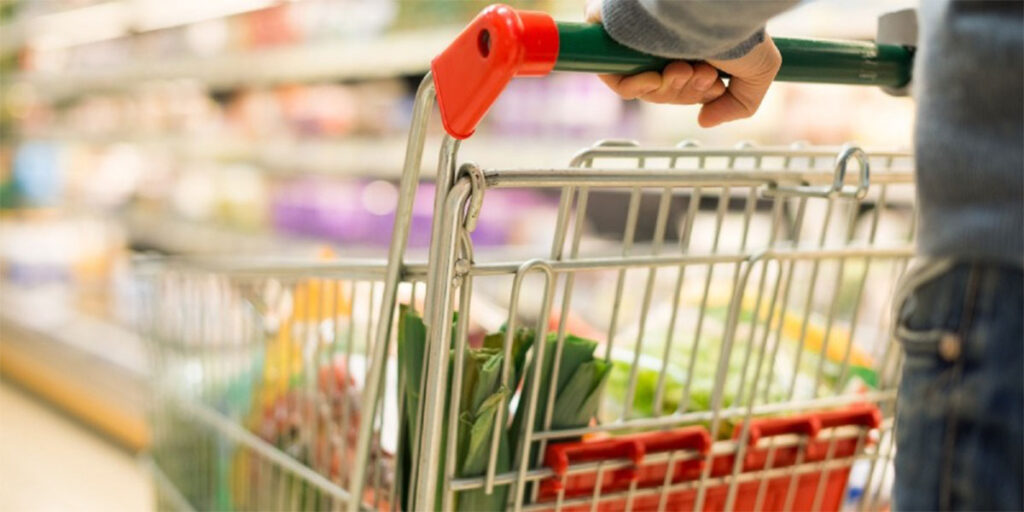 ¿Cual es el supermercado mas económico y el mas caro de Nerja? 2 supermercado