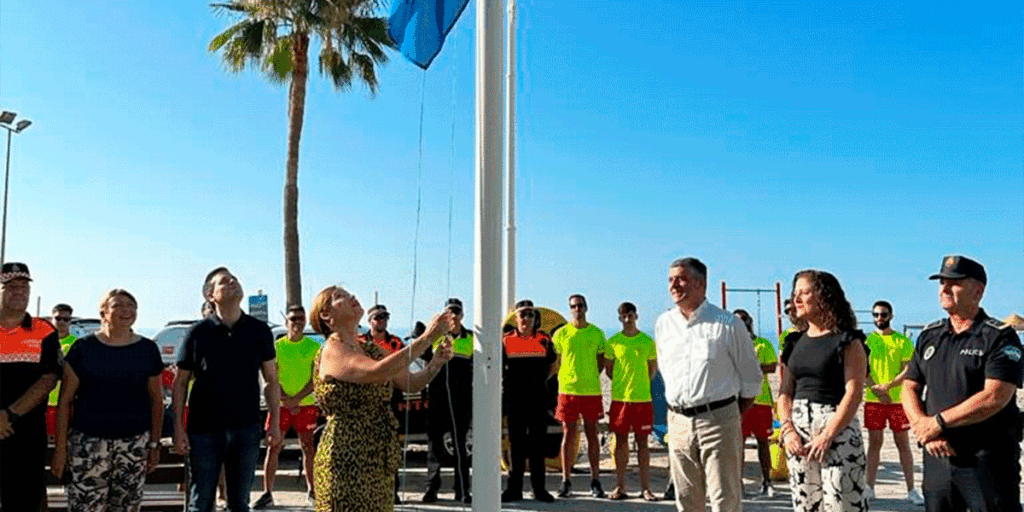 Ya ondean las banderas azules en nuestras playas 1 vxvcvxcvzxcvFASDFSDFSDFS