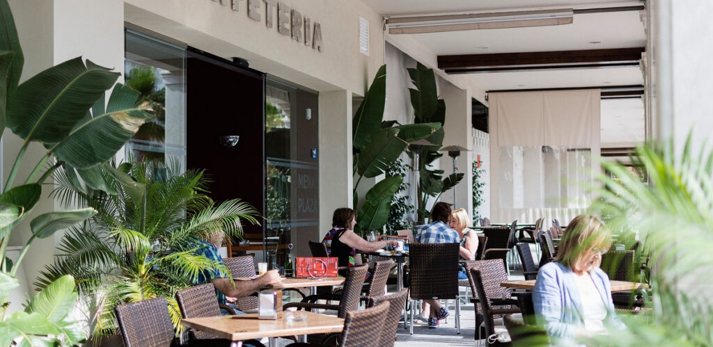 cafeteria