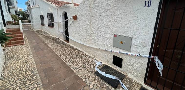 Un herido de arma blanca en una pelea en una vivienda en Nerja 4 suceso