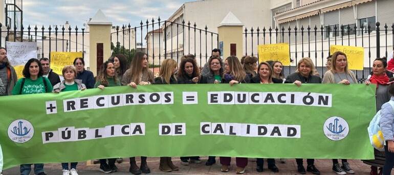 La comunidad educativa del colegio San Miguel pide mas recursos 3 san miguel