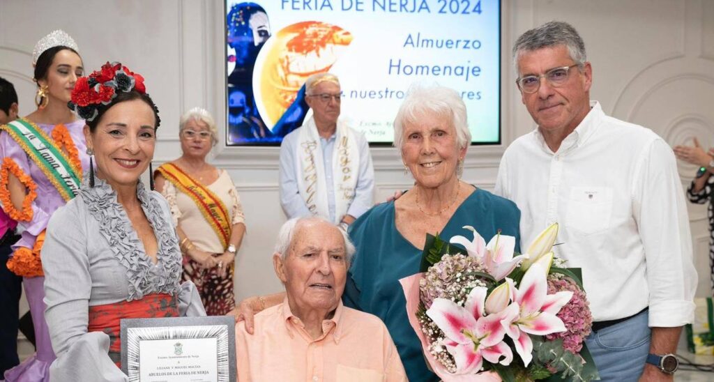 No hay edad para disfrutar de la feria de Nerja 2 mayhores