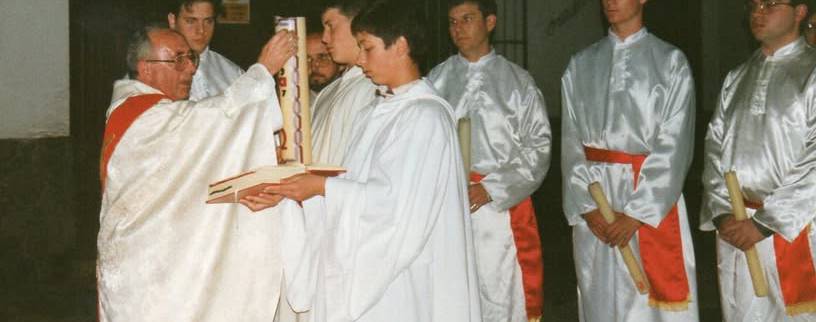 Ha fallecido Alfonso Arjona, párroco del Salvador en los 90 1 arjona