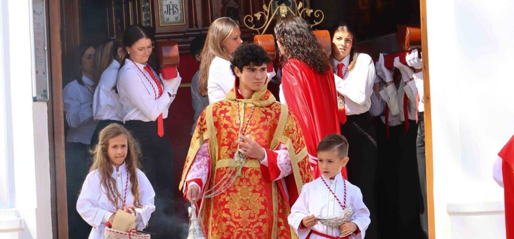 Brillante Semana Santa 4 492143310 10229376236652917 373095568419597878 n