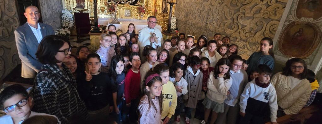 Bendición del Belén de la ermita 8 596632219 1549845429544501 3601558859928840609 n